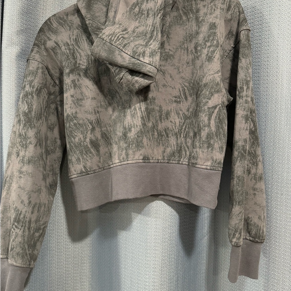 Old Navy Cropped Hoodie